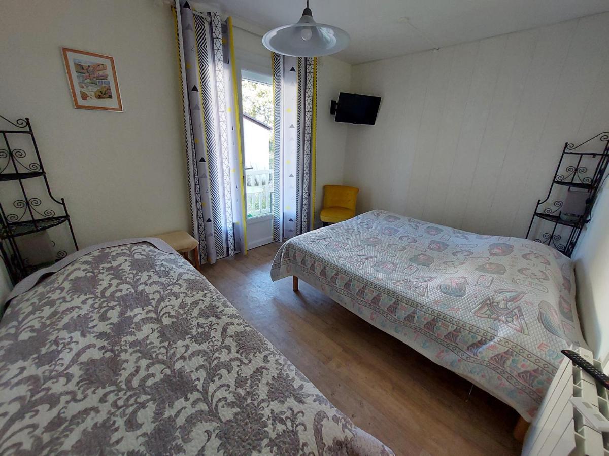 Hotel Au Charme Du Levat Saint Paul de Loubressac エクステリア 写真