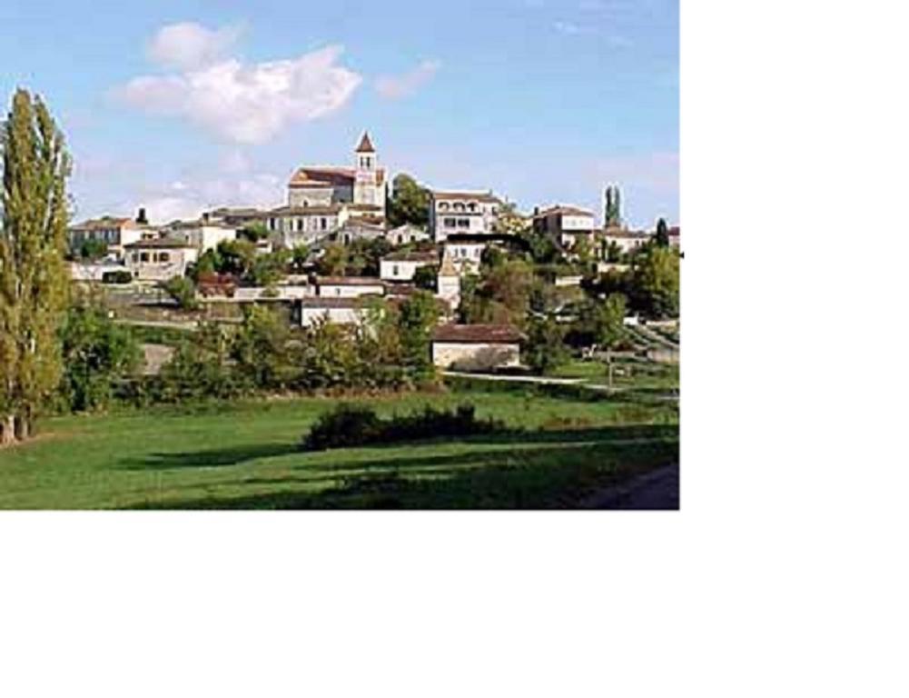Hotel Au Charme Du Levat Saint Paul de Loubressac エクステリア 写真