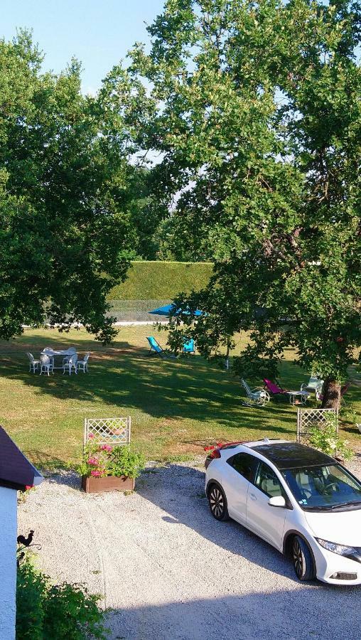 Hotel Au Charme Du Levat Saint Paul de Loubressac エクステリア 写真